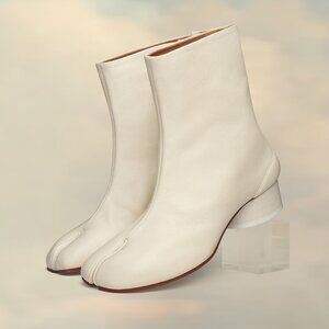 Maison Margiela tabi ankle boots, white, size 39